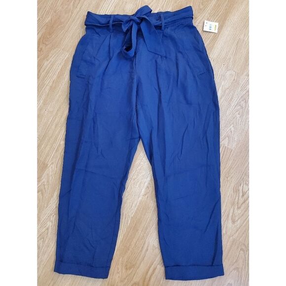 Maison Jules Cropped Paperbag Pants Size M - Picture 2 of 12